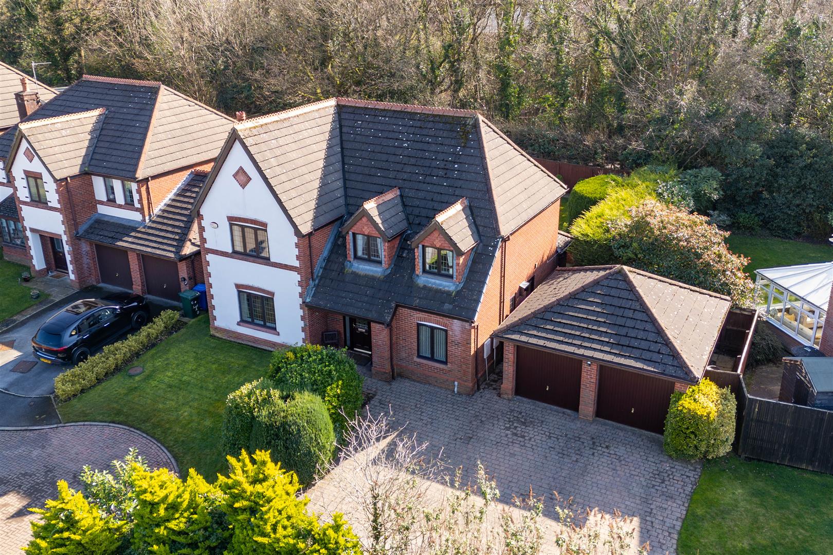 4 bed property in Hill Croft, Chorley